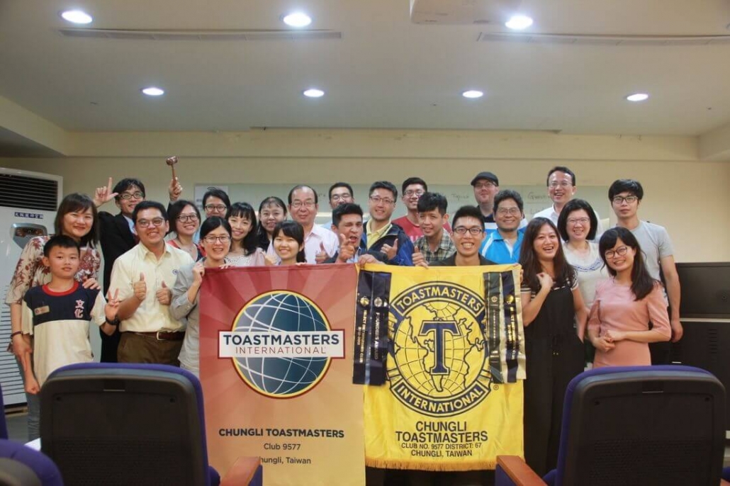 05-Toastmasters-1030x686-線上英文, 生活英文, 商業英文, 英文家教, 線上英文教學, 線上英文學習,  線上英文課程, 英文線上教學, 一對一線上英文教學, 一對一線上英語教學, 商業英文, 商用英文,  生活英文, 青少年英文, 兒童英文, 旅遊英文, 英文會話, 多益 Toeic, 雅思, 全民英檢, ESL